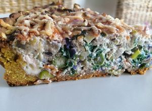 Una foto de Quiche de verduras con base de harina de garbanzos (sin gluten)