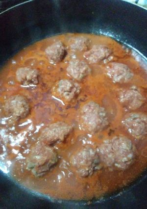 Una foto de Albóndigas con salsa