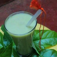 Butterfruit milk shake A picture of Butterfruit milk shake.