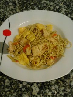Una foto de Fideos chinos