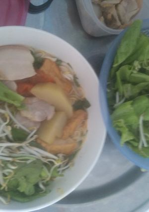 Hình của món Bún riêu mùa dịch.