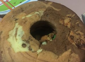 Foto resep Bolu marmer panggang putih telur super empuk + lembut 🥰