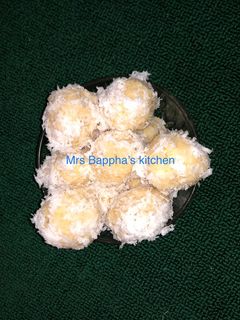 Coconut ladoo ainihin hoton girkin