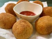 A picture of bread cheese balls