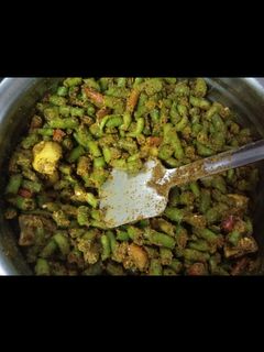 हरी मिर्च का आचार (Hari mirch ka achar recipe in Hindi) रेसिपी मुख्य फोटो