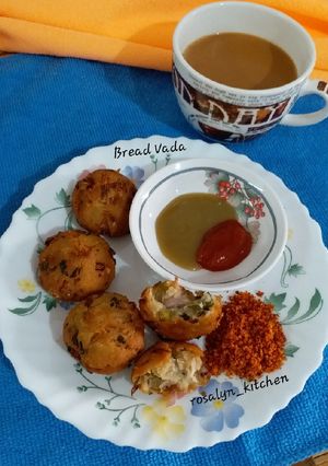 A picture of Bread Vada.