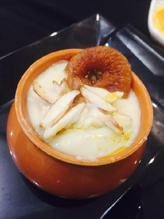 A picture of Nolen gur mishti doi.