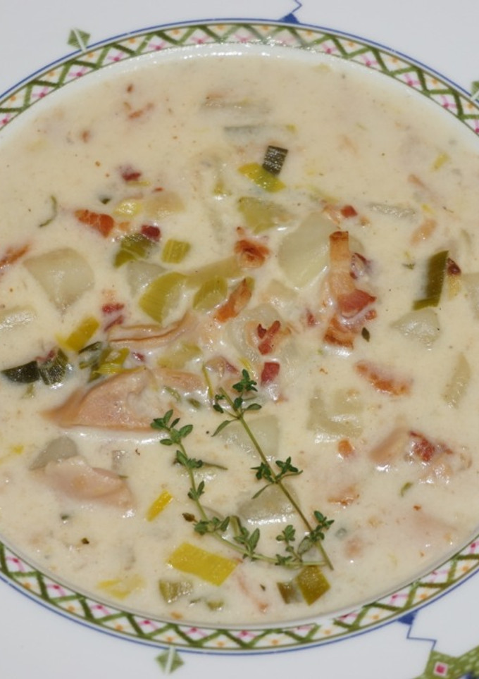 A picture of JON’S  CLAM CHOWDER.