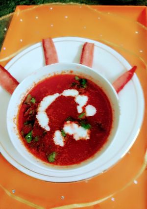A picture of Tomato mix veg soup.