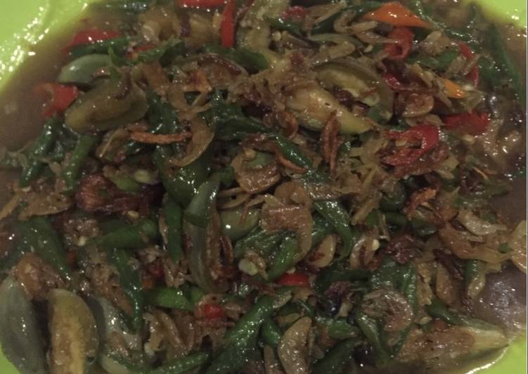 Tumis kacang panjang terong pipit ditambah udang papay 😁