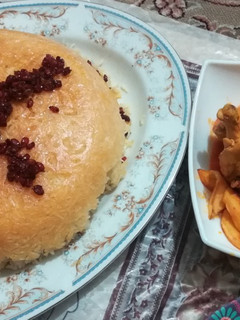 عکسی از دستور زرشک پلو با مرغ