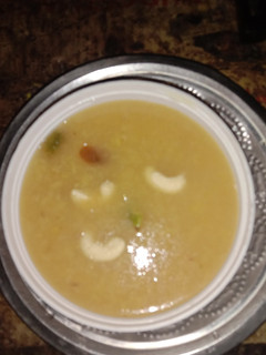 பருப்பு பாயாசம் (Paruppu payasam recipe in tamil) செய்முறை முக்கிய புகைப்படம்
