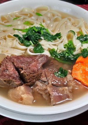 A picture of Clear Stewed Beef Noodle Soup.