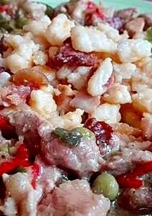 Zöldséges tokány, baconos tojásos galuskával recept fotója