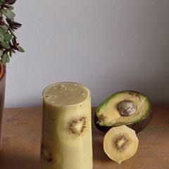 A picture of Golden smoothie.