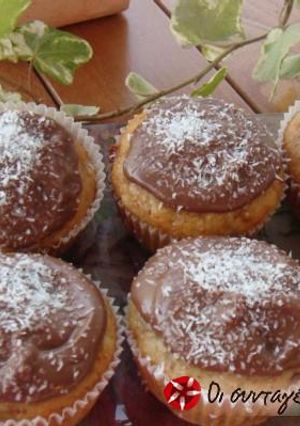 Φωτογραφία της συνταγής Muffins μπανάνας με καρύδα και σοκολάτα