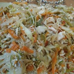 A picture of Chicken veg roll samsoy filling.