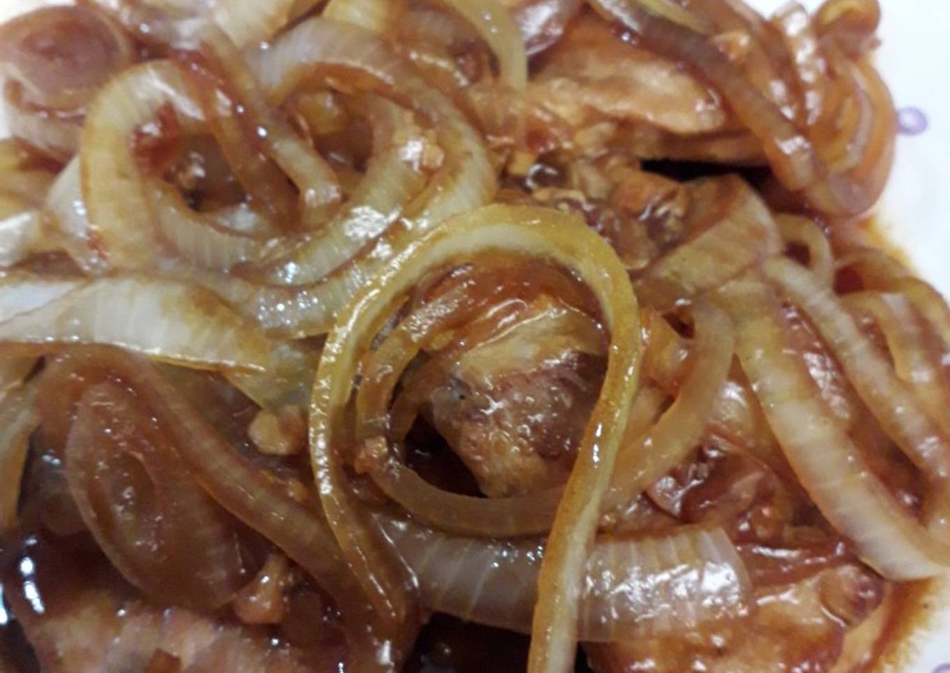 Daging babi bawang bombay