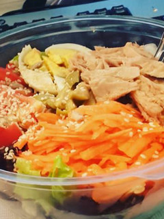 Una foto de Ensalada fresca 🍜🌞