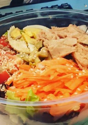 Una foto de Ensalada fresca 🍜🌞