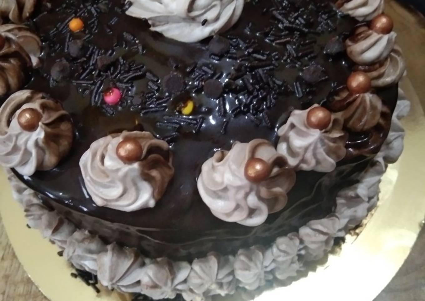 Dark chocolate cake