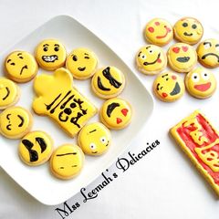 A picture of Emoji Cookie's.