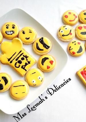 A picture of Emoji Cookie's.