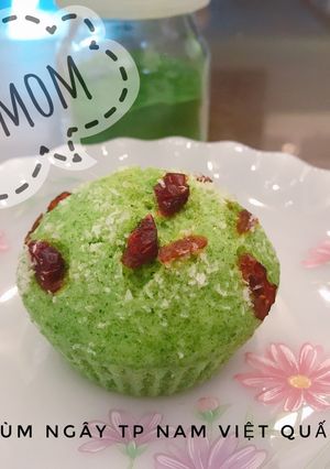 Hình của món Muffin chùm ngây hấp cho bé ăn dặm.