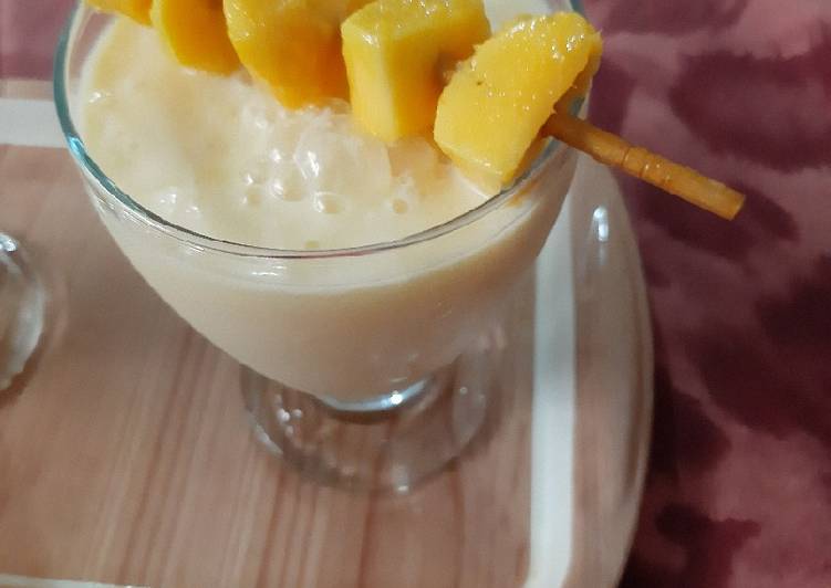 Simple Way to Prepare Award-winning Mango shake