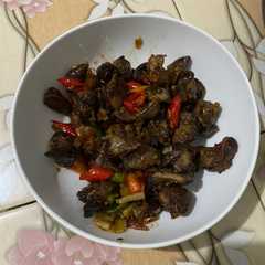 A picture of Oseng Kering Ati Ampela.