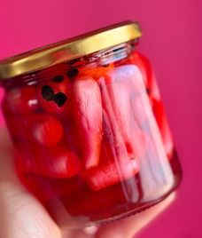 củ cải đỏ chua