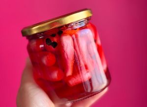 Hình của món Củ Cải Đỏ Mini Ngâm Chua Ngọt.