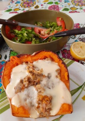 Una foto de Zapallo relleno con atún