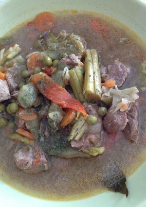 Una foto de Carne de ternera guisada con menestra