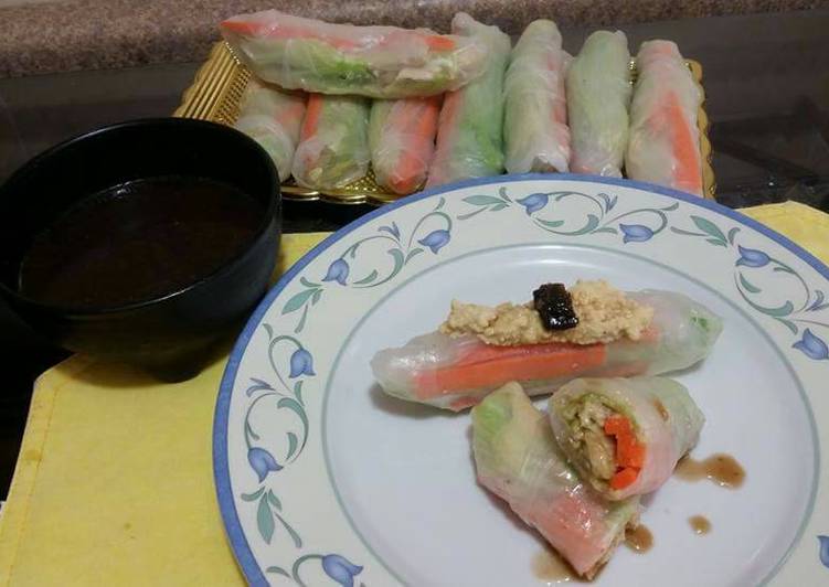 Rollos de hoja de arroz con humus