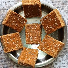 A picture of Healthy Til Gud Peanut Burfi.