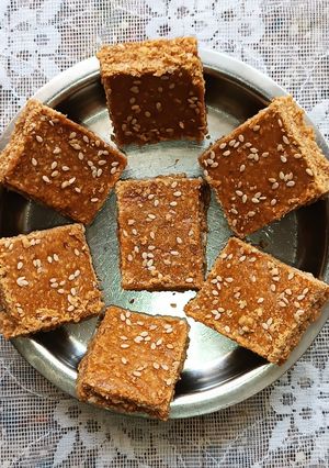 A picture of Healthy Til Gud Peanut Burfi.