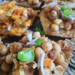 Papri chana chaat A picture of Papri chana chaat.