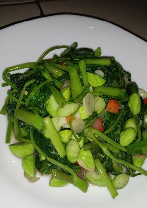 Foto resep Tumis kangkung pete spesial