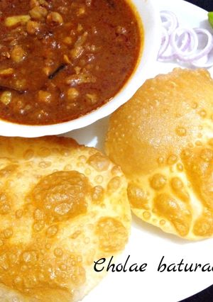 A picture of Chole Bhature.