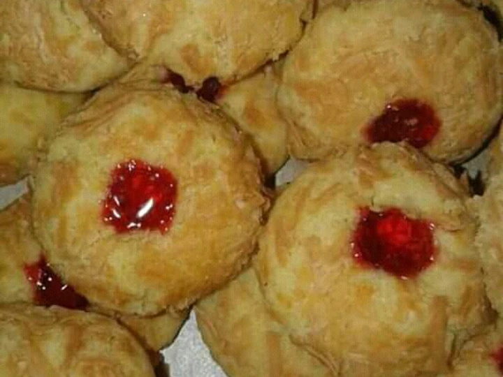 Easy Ways Make Recipes Strawberry Thumbprint Cookies the Delicious Make You Drink.