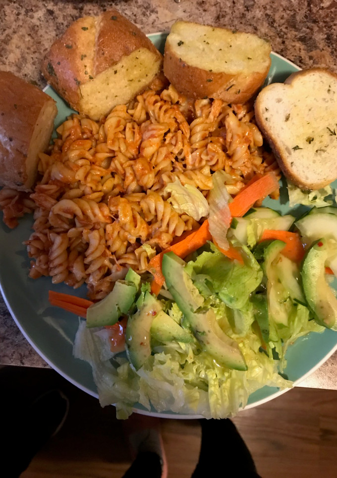 Una foto de Pasta de tornillo con pollo