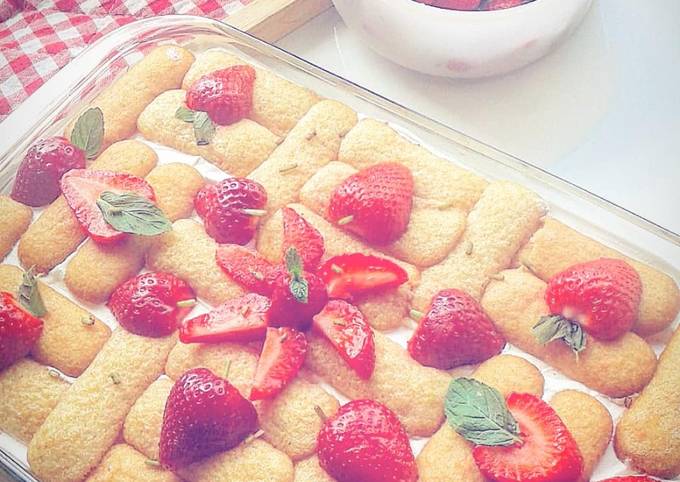 Tiramisu con fragole e menta