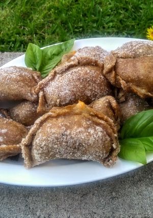 Una foto de Empanadas de berenjena
