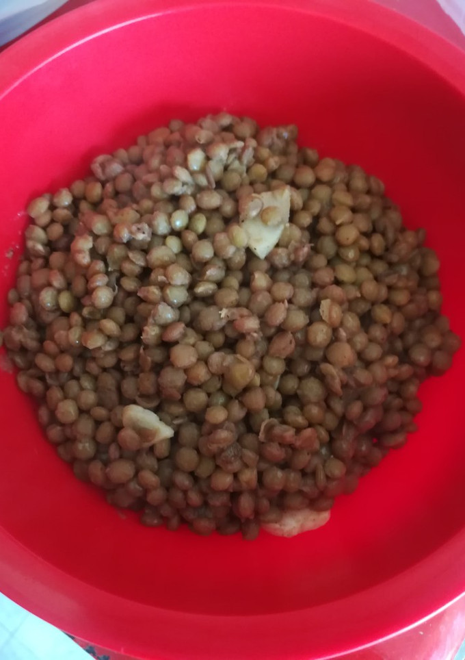 Una foto de Lentejas salteadas con ajo