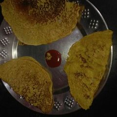 A picture of Besan cheela.