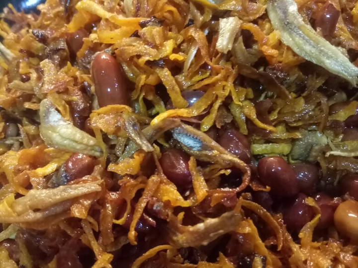 Yuk intip, Cara mudah membuat Sambal goreng ubi jalar, teri dan kacang tanah dijamin sempurna