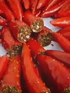 लाल मिर्च का अचार (lal mirch ka achar recipe in Hindi) रेसिपी मुख्य फोटो