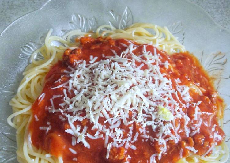 Spaghetti Bolognese (Homemade Souce)