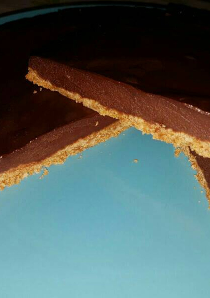 Una foto de Tarta de chocolate súper fácil 🍫🍫😋😋